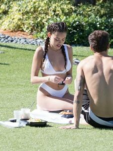 Madison Beer Sexy Camel Toe Bikini Set Leaked