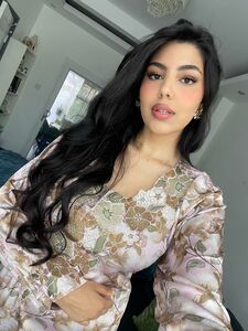Rich Businessman girlfriend nude
