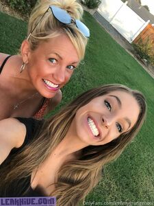 Kimmy Grange (New Set) Exclusive Onlyfans Leaked Nudes